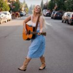 FEATURED ARTISTS 370 EMMA KADE