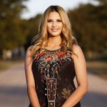 FEATURED ARTISTS 66 ARIEL HUTCHINS